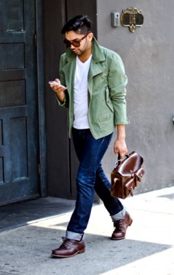 Anonymous, Photographed in Chelsea<br/> Click Photo To See More