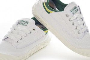 Dunlop Volley Plimsolls