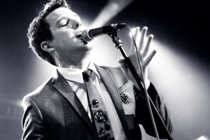 Frontman Fashion: Brandon Flowers