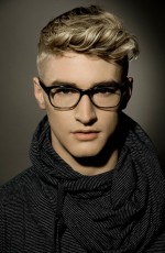 Cheynes Geek Chic